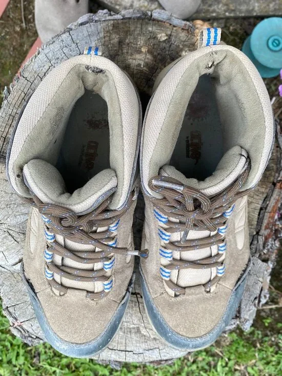 Denali Tan Suede Hiking Boots Size 8.5 - Picture 3 of 13